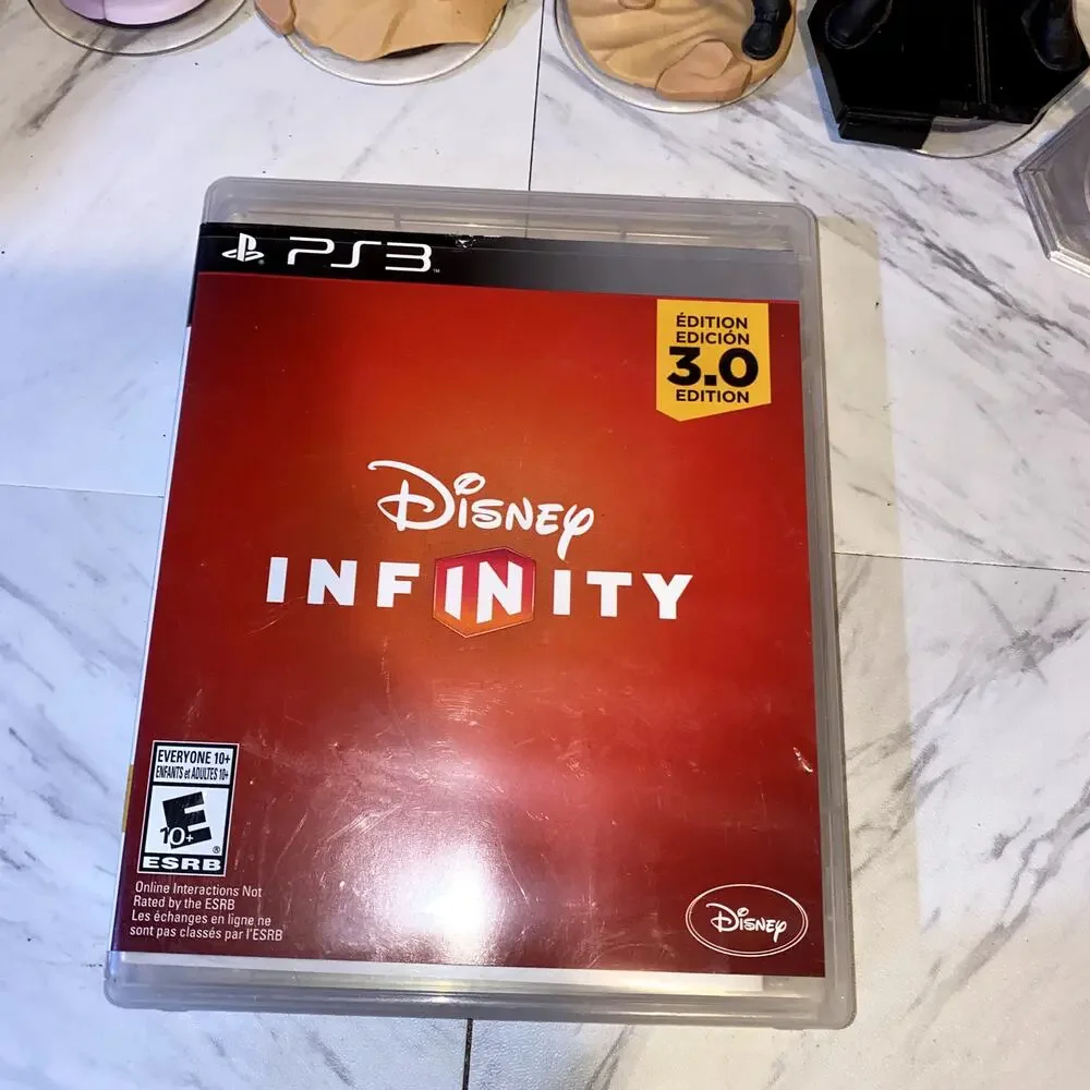 Disney Infinity 3.0 Lot of 6 Characters & 3.0 Disk CD Game